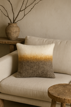 Load image into Gallery viewer, Bagliore - Felted Pillow