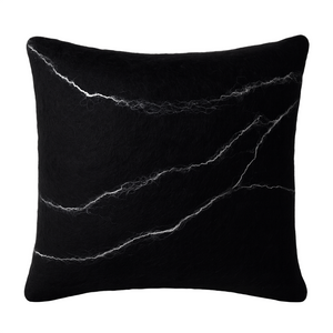 Nero e Seta - Felted Pillow