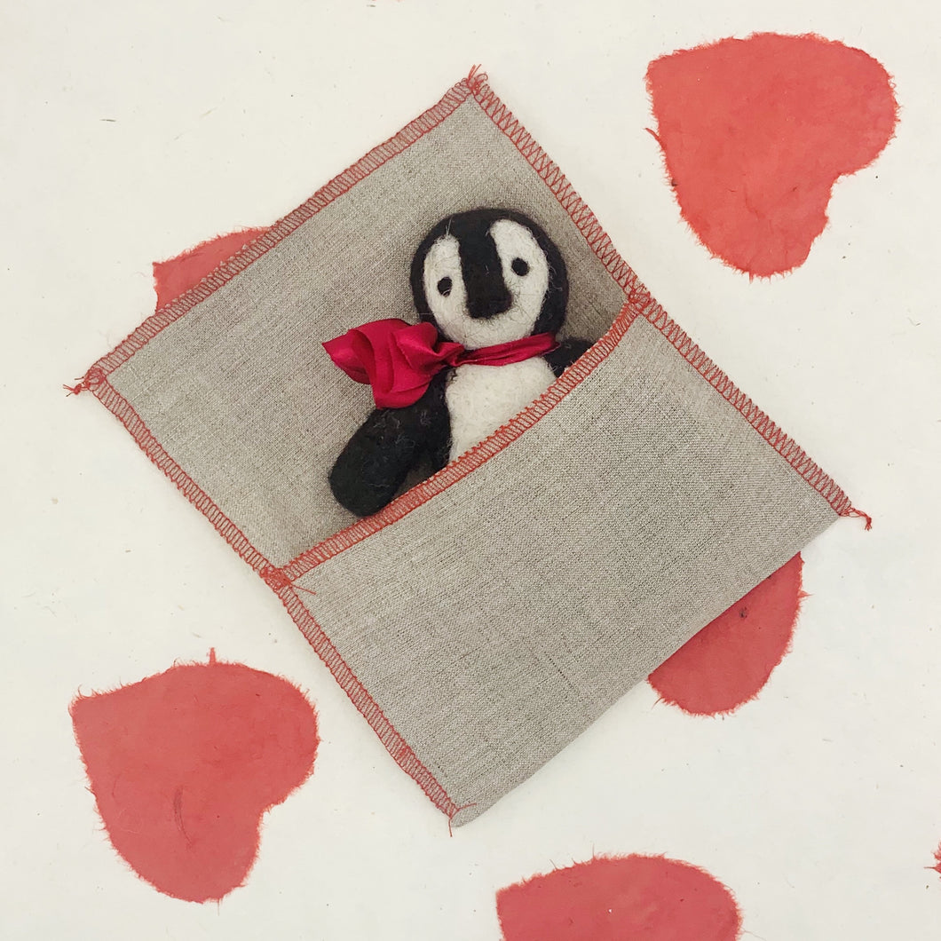 Pocket Paca Pal - Penguin