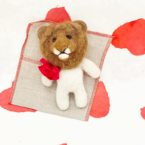 Pocket Paca Pal - Lion
