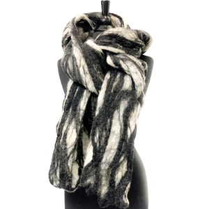 Felt Wrap - Colobus
