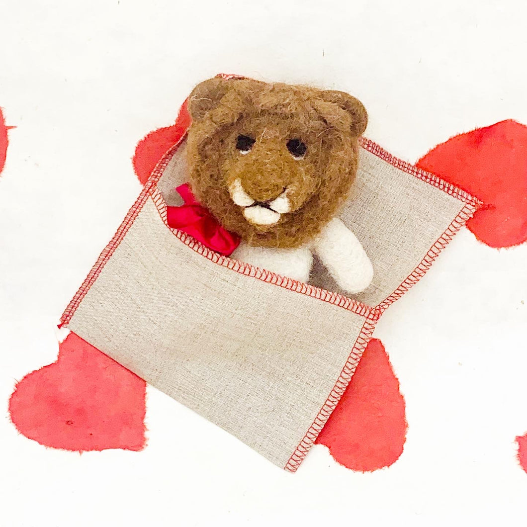 Pocket Paca Pal - Lion