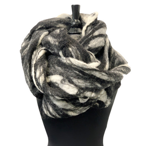Felt Wrap - Colobus